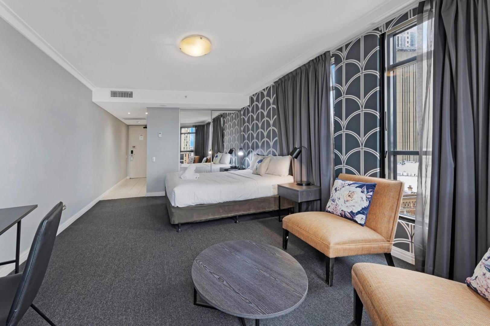 Kozyguru | Haymarket Great View Apartment *